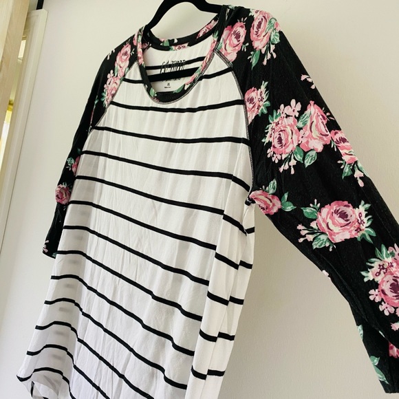 Stripe and Floral Top - Picture 2 of 3